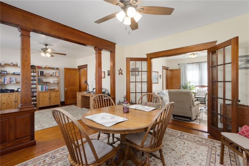 19 Bouvier Avenue photo 19