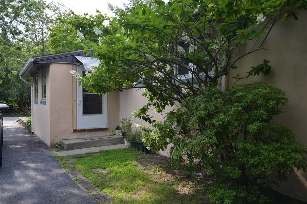 Multi Family at 14 South Atlantic Avenue, Warwick, photo 3 of 24
