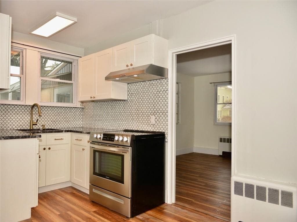 Multi Family at 14 South Atlantic Avenue, Warwick, photo 9 of 24