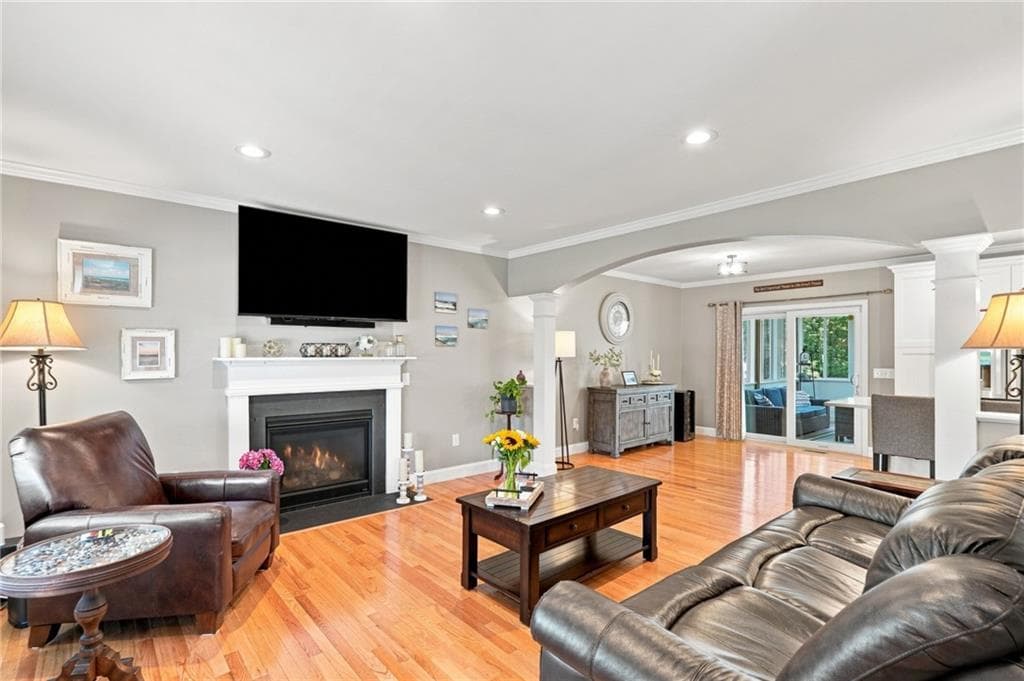 Single Family Residence at 114 Teakwood Drive W, Coventry, photo 3 of 50