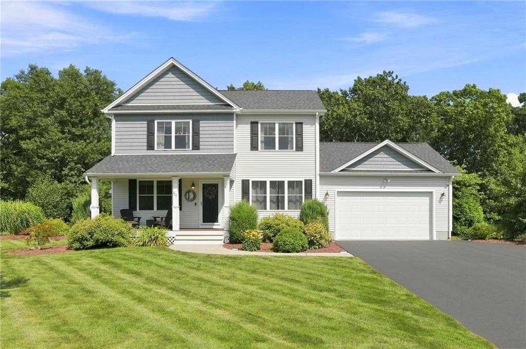 114 Teakwood Drive W