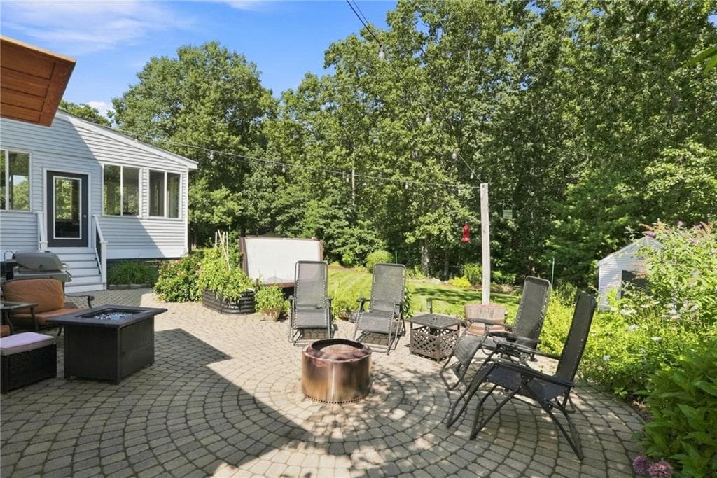 Single Family Residence at 114 Teakwood Drive W, Coventry, photo 31 of 50