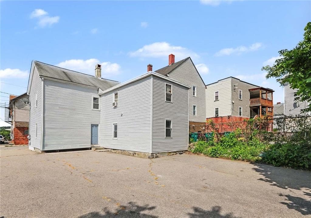 Multi Family at 193 Arnold Street, Woonsocket, photo 17 of 19