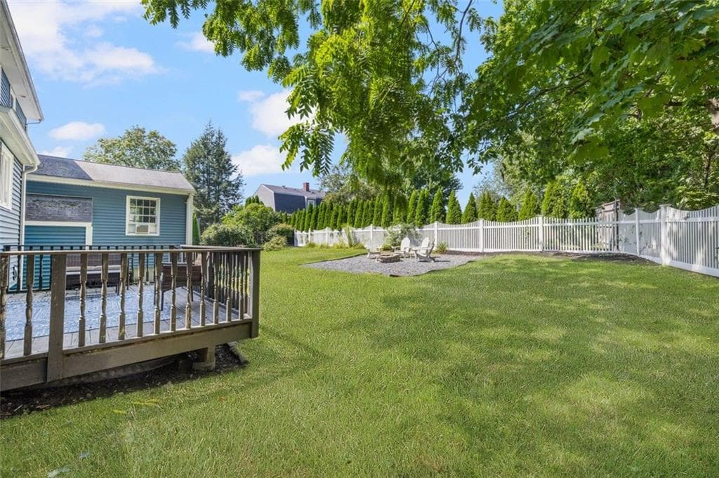 Single Family Residence at 45 Farm Drive, Cumberland, photo 2 of 40