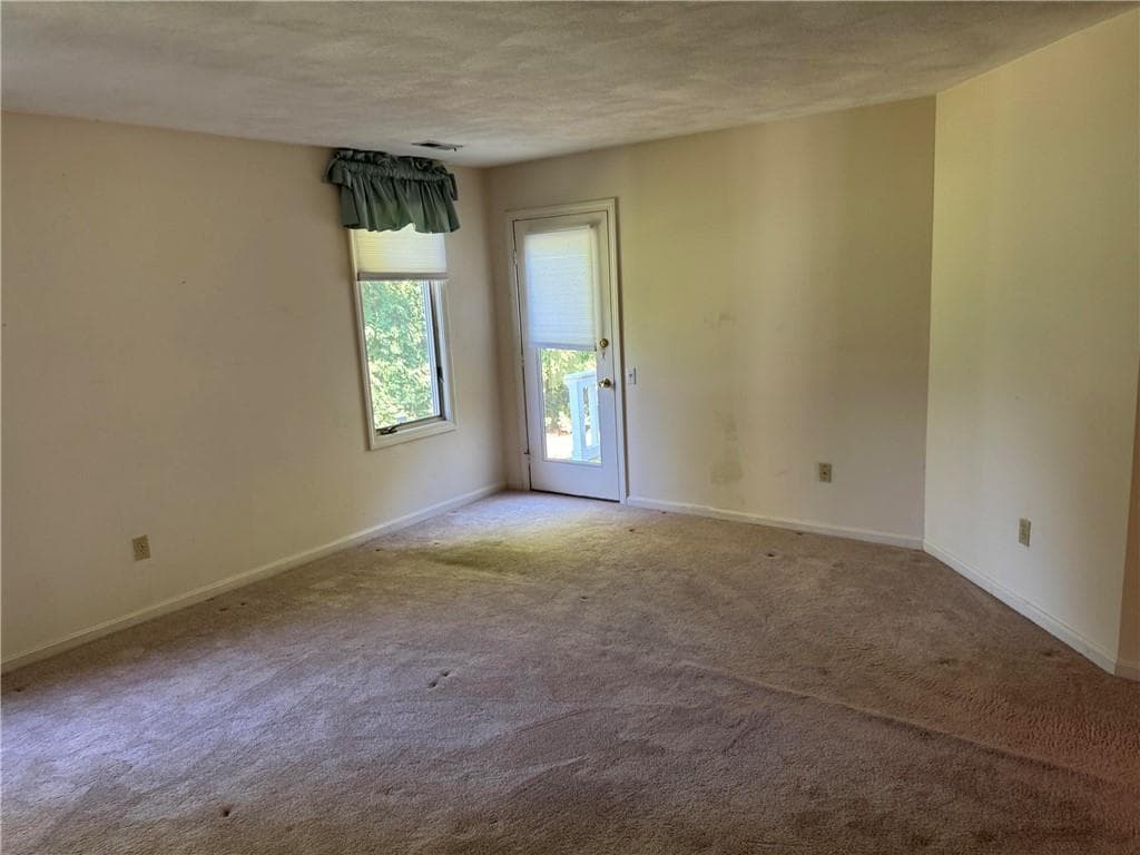 Condominium at 66 Nipmuc Trail UNIT F, North Providence, photo 15 of 39