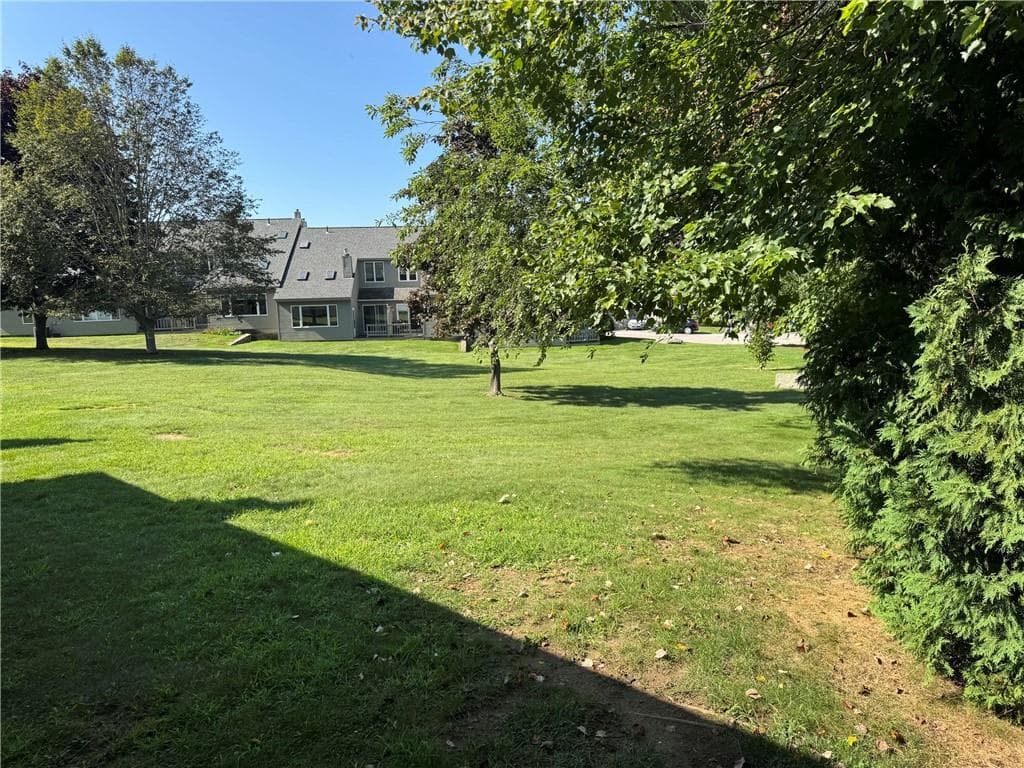 Condominium at 66 Nipmuc Trail UNIT F, North Providence, photo 29 of 39