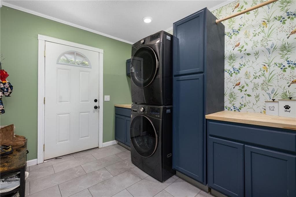 Single Family Residence at 58 Red Oak Drive, Coventry, photo 12 of 20
