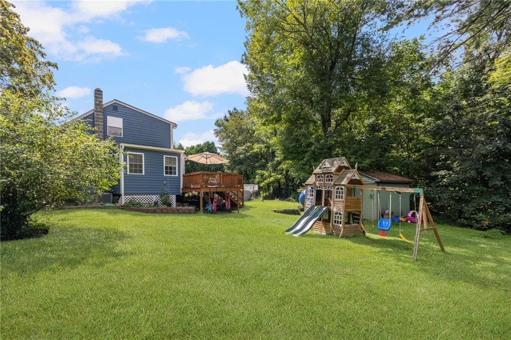 Single Family Residence at 58 Red Oak Drive, Coventry, photo 5 of 20