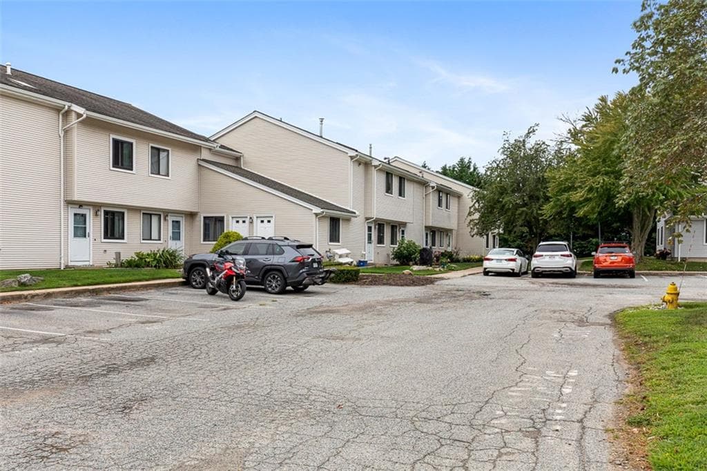 66 Girard Avenue UNIT 223 photo 3