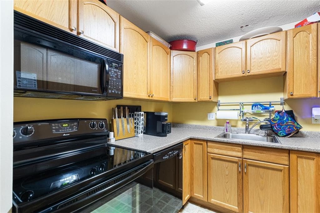 66 Girard Avenue UNIT 223 photo 24