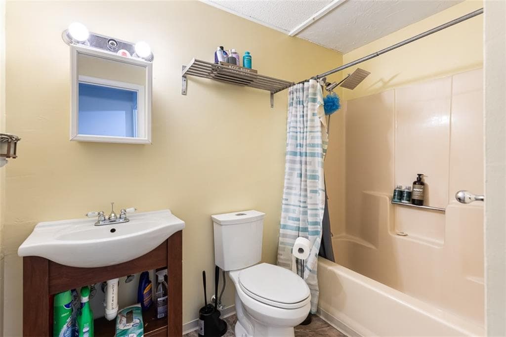 66 Girard Avenue UNIT 223 photo 41