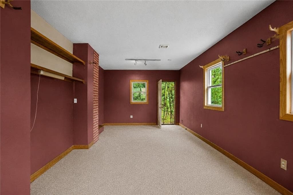 Single Family Residence at 57 Bancroft Drive, Portsmouth, photo 32 of 43
