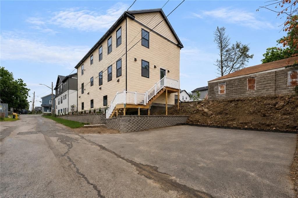 10 Buffalo Court