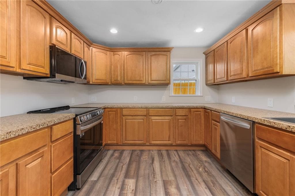 Multi Family at 33 35 Holden Street, Coventry, photo 13 of 38