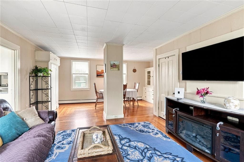 481 Oliphant Lane photo 8