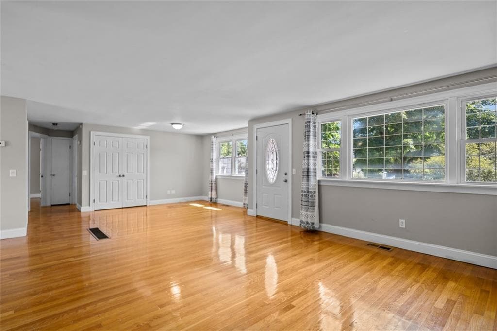 Single Family Residence at North Kingstown, photo 2 of 24