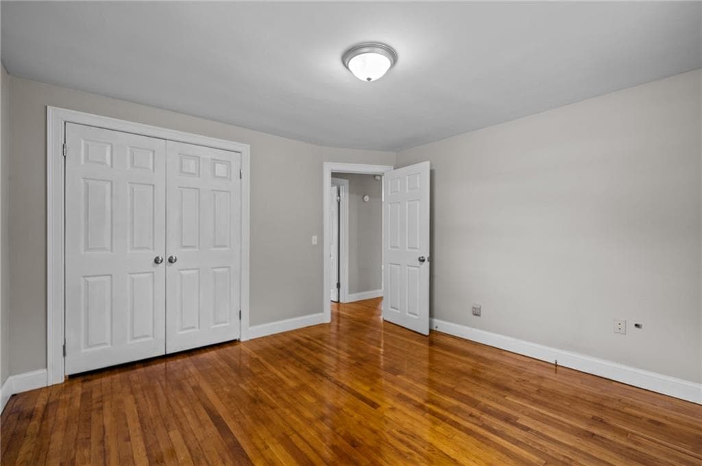 Single Family Residence at North Kingstown, photo 15 of 24