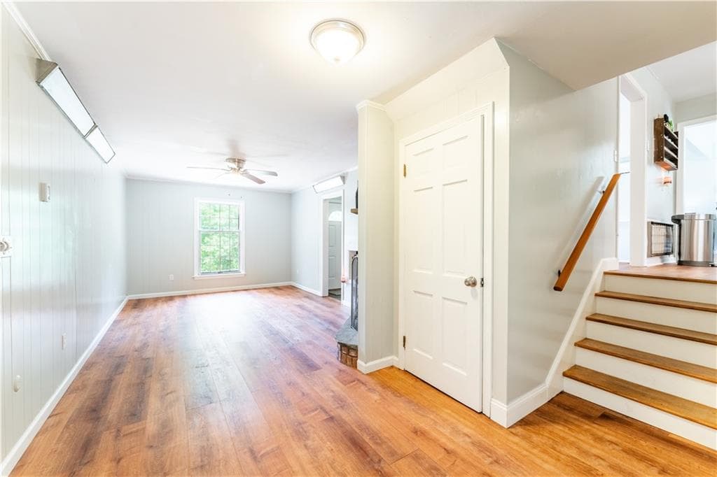 Single Family Residence at 10 Lofty Heights Road, Westerly, photo 18 of 21