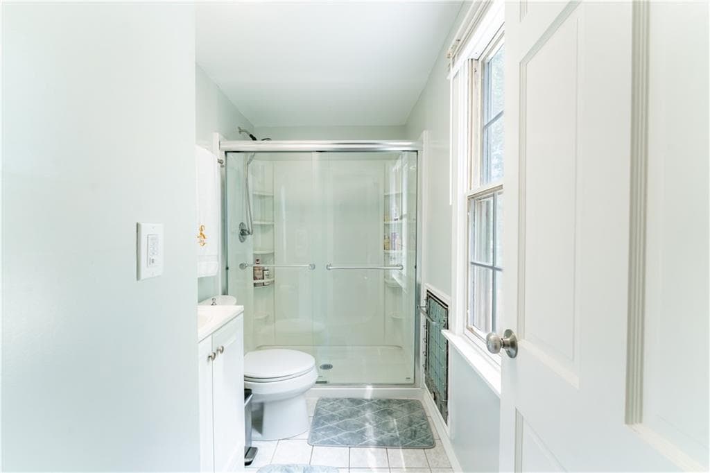 Single Family Residence at 10 Lofty Heights Road, Westerly, photo 15 of 21