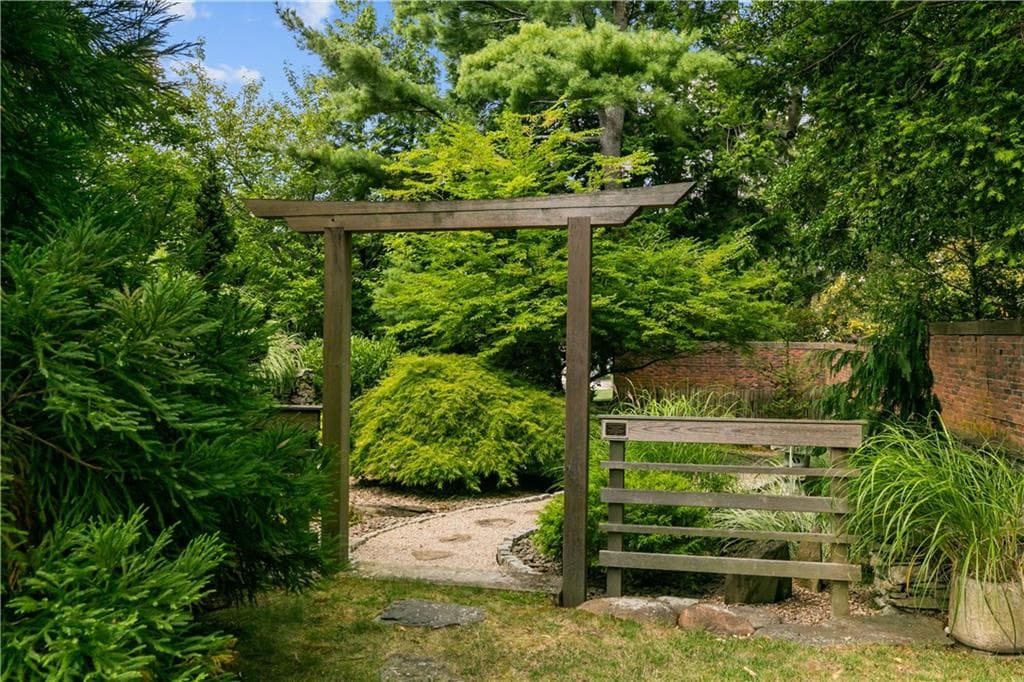 138 Windward Lane photo 34
