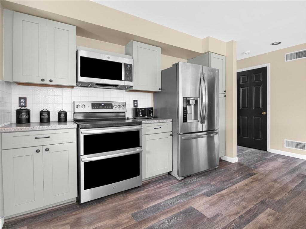 Condominium at 12 Tamarac Drive UNIT D, Smithfield, photo 7 of 26