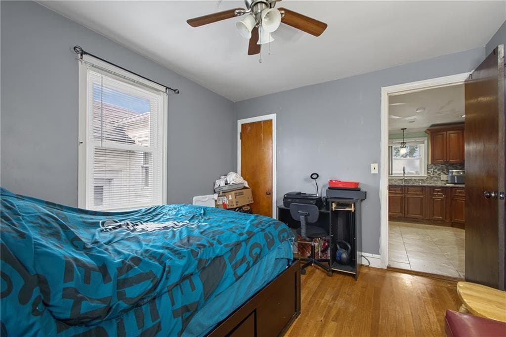 402 Webster Avenue photo 11