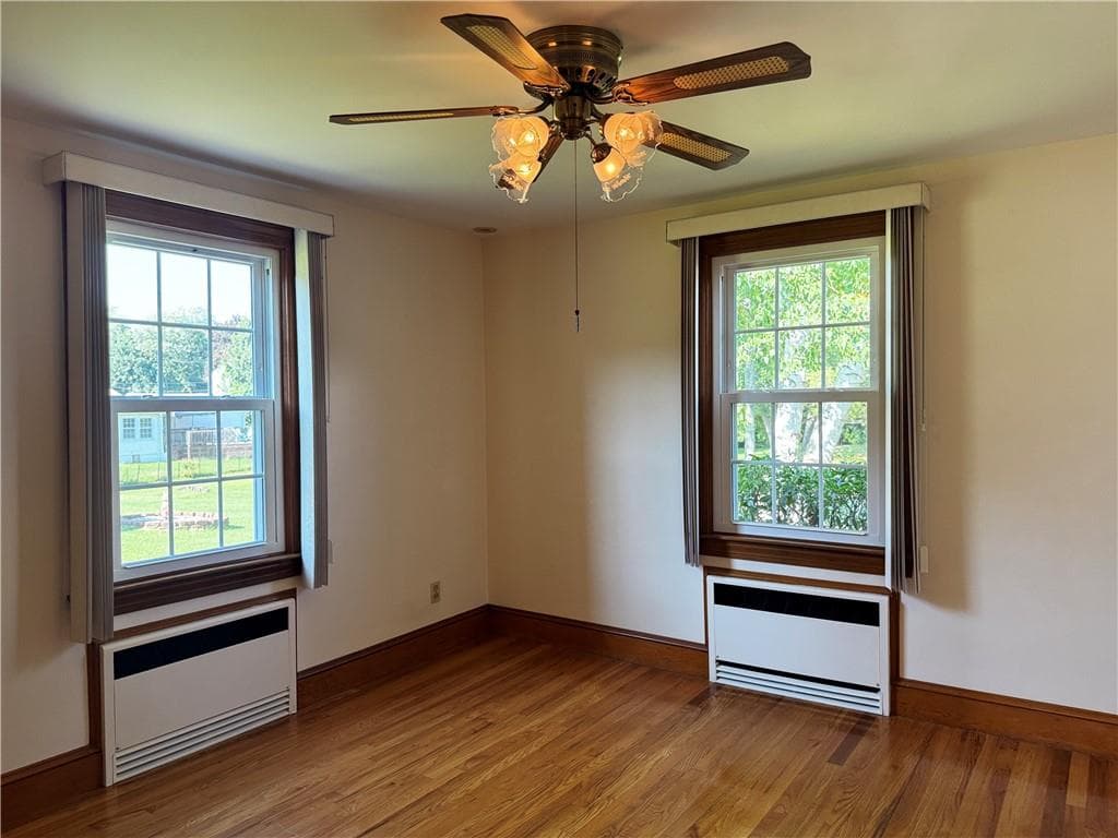 Single Family Residence at 415 George Waterman Road, Providence, photo 16 of 30