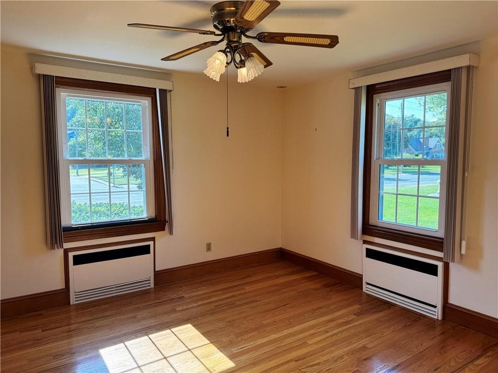 Single Family Residence at 415 George Waterman Road, Providence, photo 14 of 30