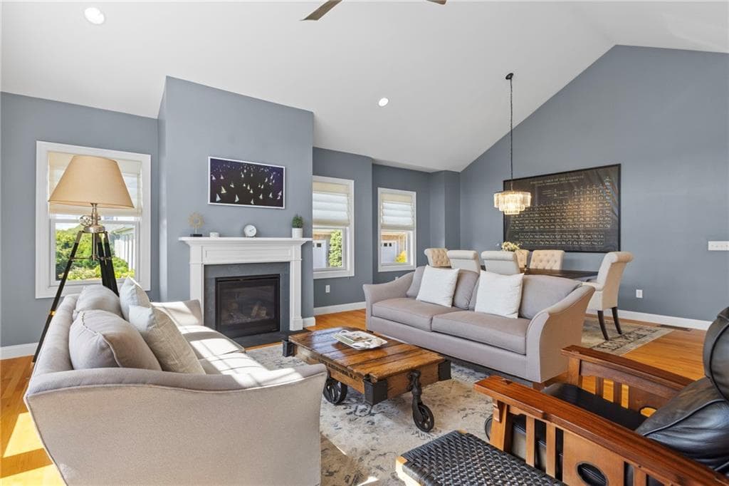 Condominium at 182 Rebels Way, Portsmouth, photo 17 of 49