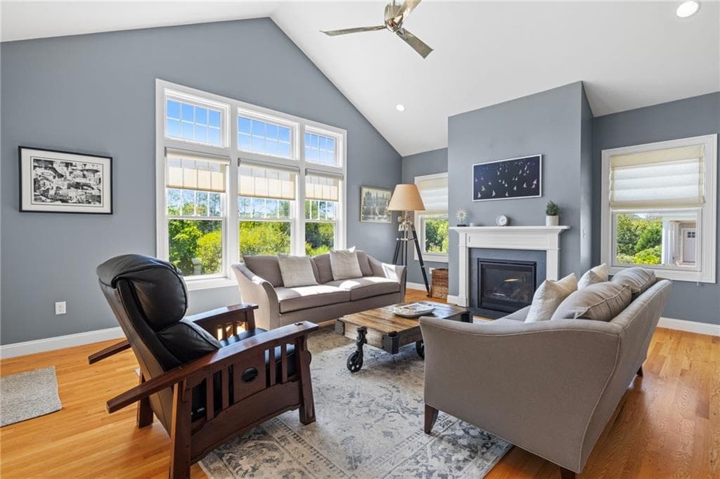 Condominium at 182 Rebels Way, Portsmouth, photo 16 of 49