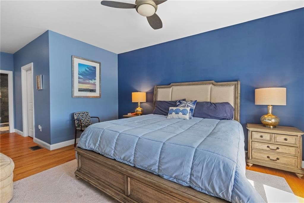 Condominium at 182 Rebels Way, Portsmouth, photo 32 of 49