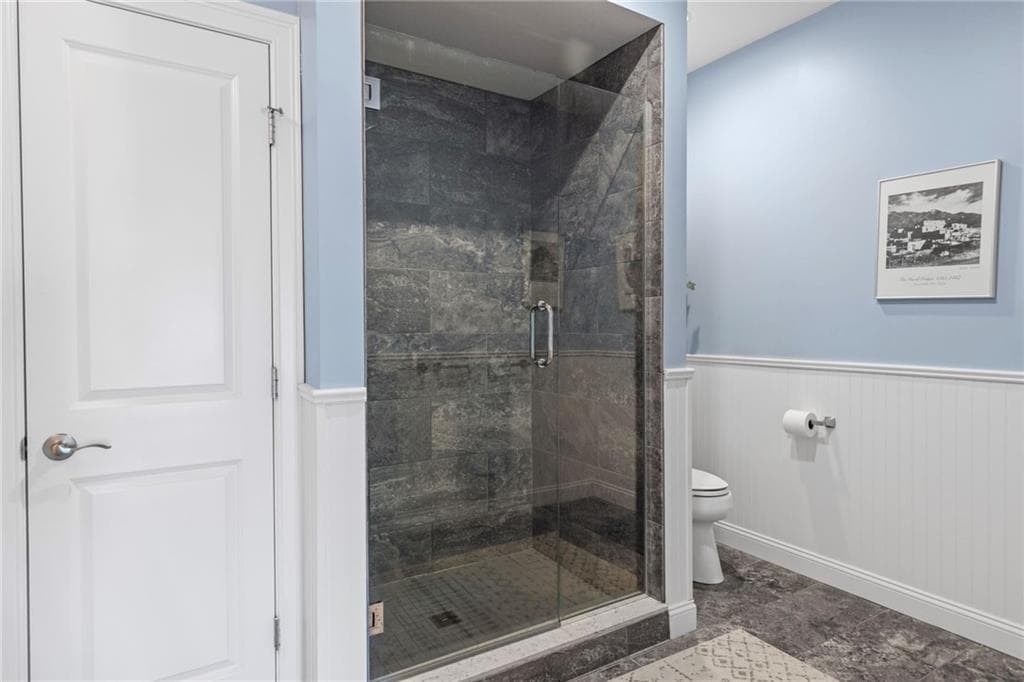 Condominium at 182 Rebels Way, Portsmouth, photo 34 of 49