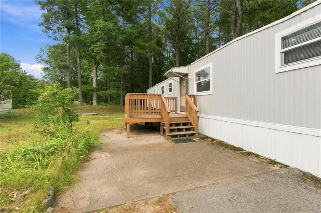 Single Family Residence at 77 Hillside Drive, Burrillville, photo 3 of 40