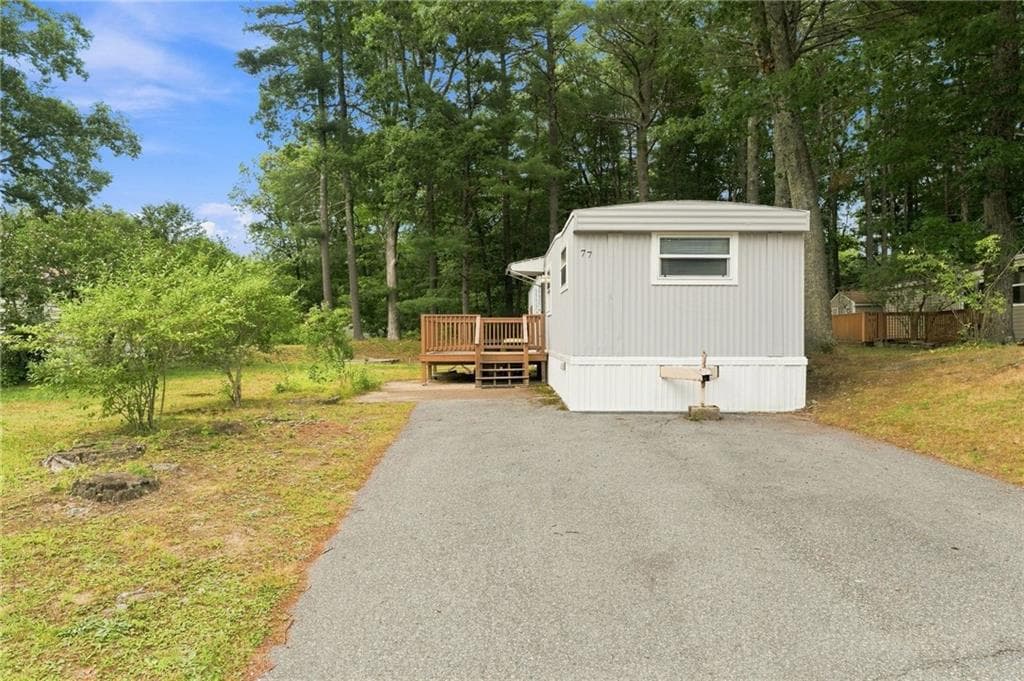 Single Family Residence at 77 Hillside Drive, Burrillville, photo 28 of 40