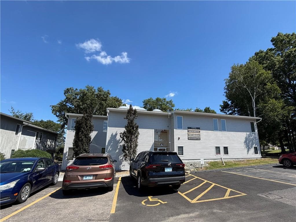 615 Jefferson Boulevard UNIT A201-202
