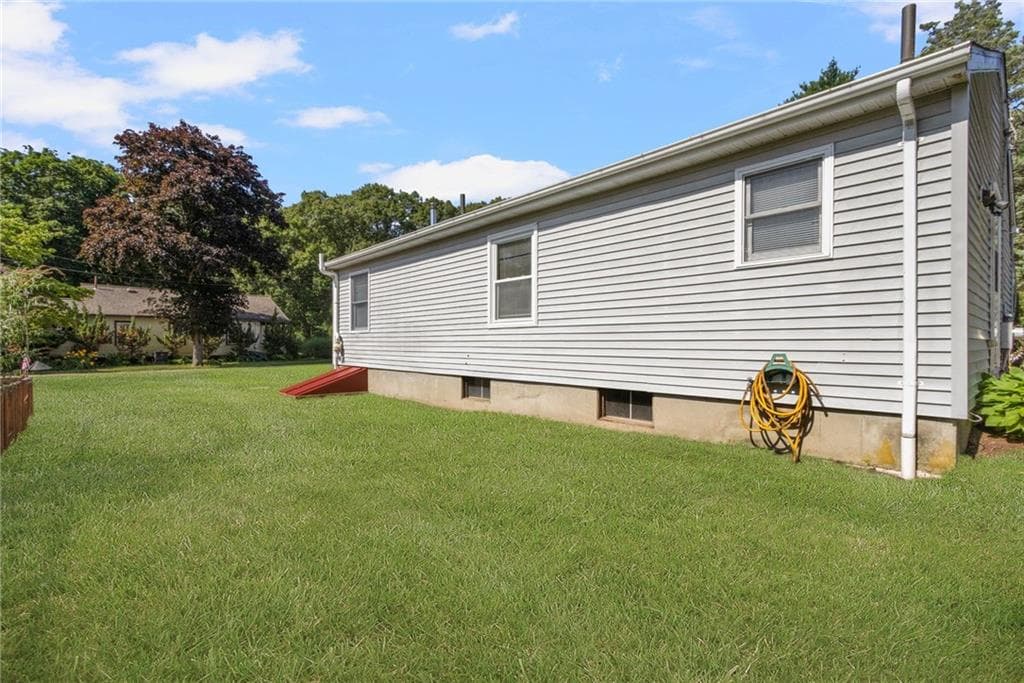 Single Family Residence at 28 Elmer Avenue, Warwick, photo 16 of 19