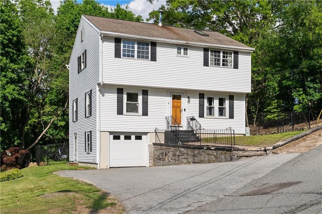 35 Mumford Street photo 2