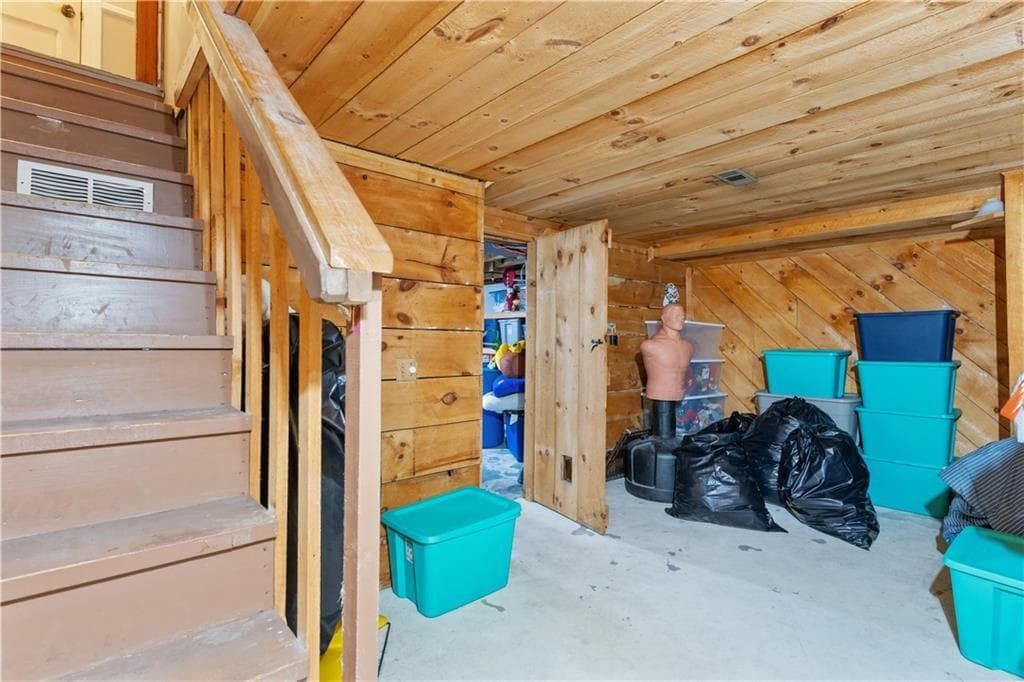 35 Mumford Street photo 20