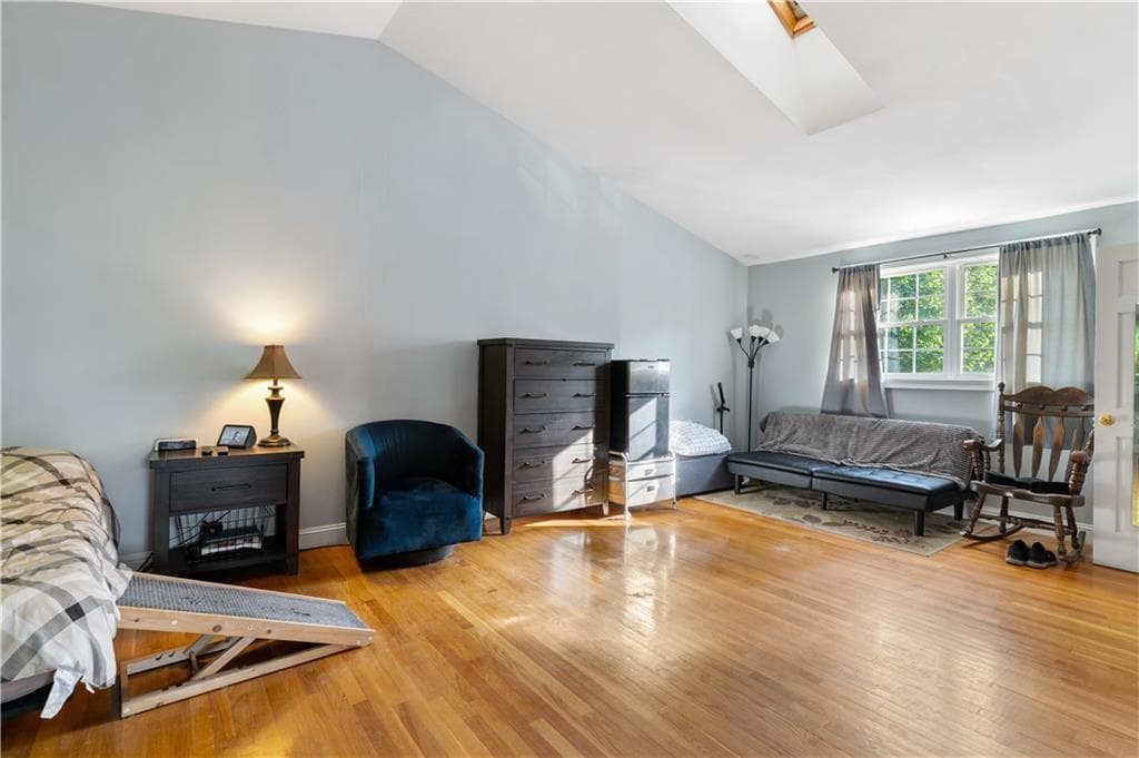 35 Mumford Street photo 14