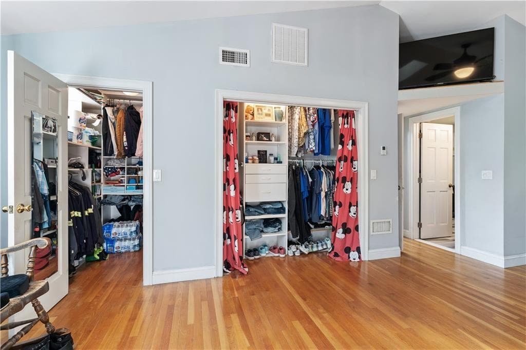 35 Mumford Street photo 15