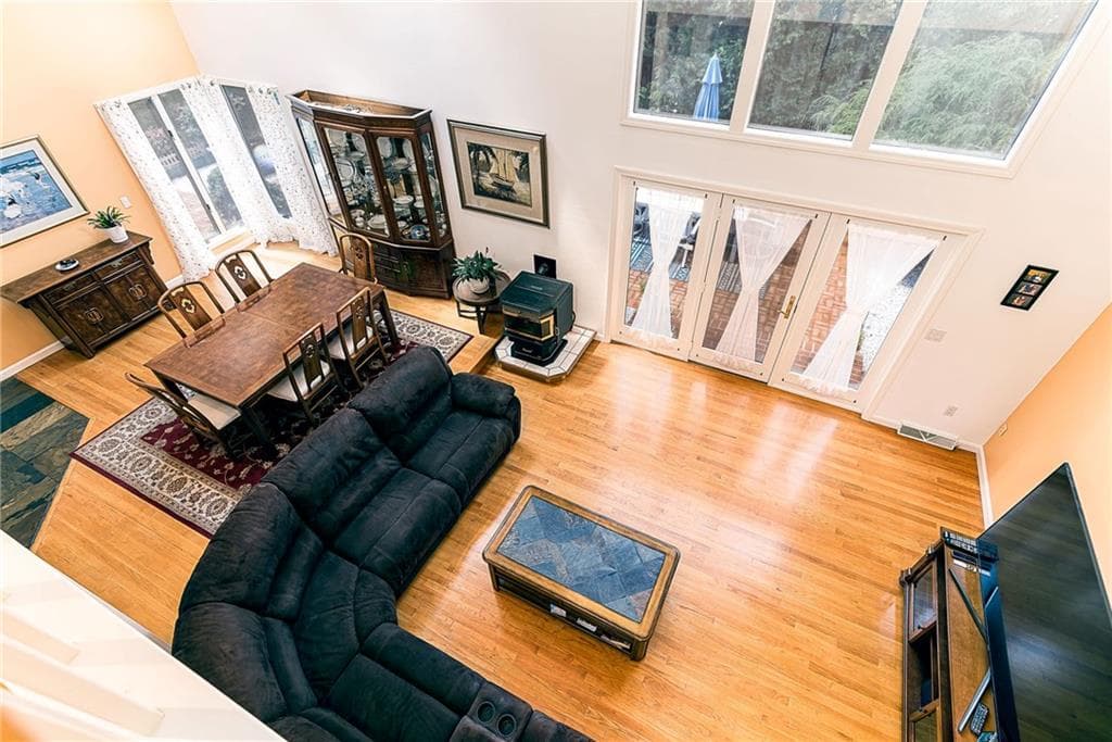 Single Family Residence at 104 Alpine Estates Drive, Cranston, photo 15 of 47