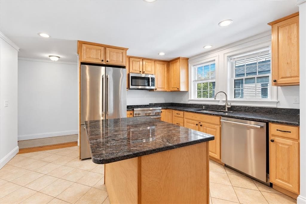 Condominium at 17 Bank Street UNIT D, Warwick, photo 13 of 44