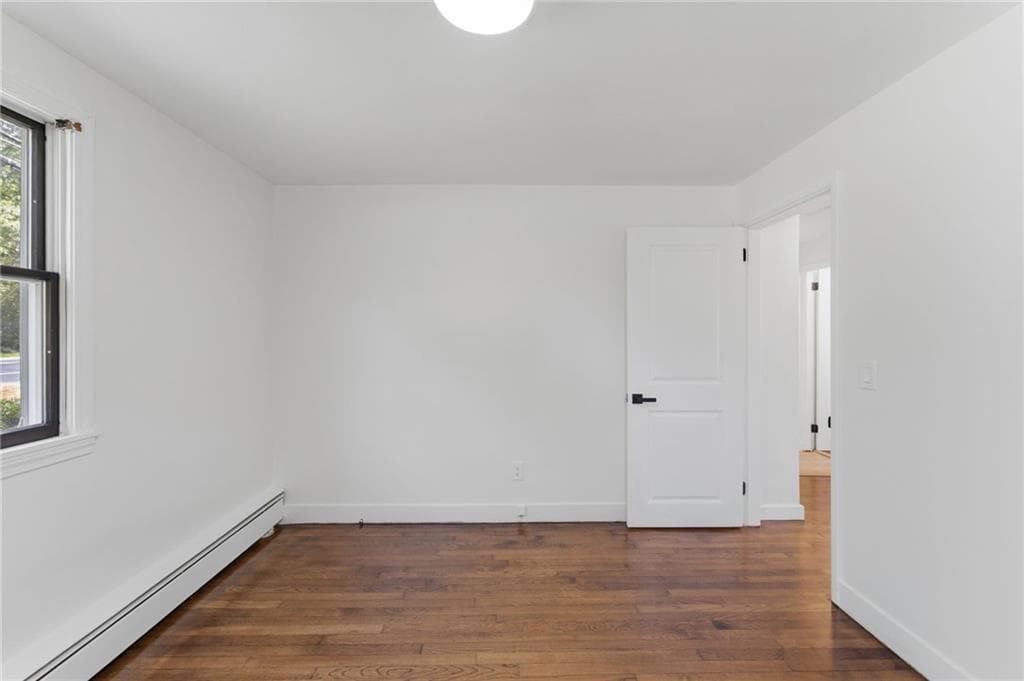 Single Family Residence at 430 Ten Rod Road, Exeter, photo 23 of 31