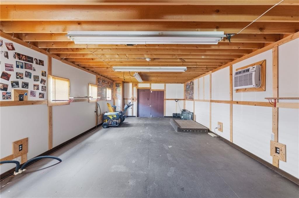 Single Family Residence at 430 Ten Rod Road, Exeter, photo 26 of 31