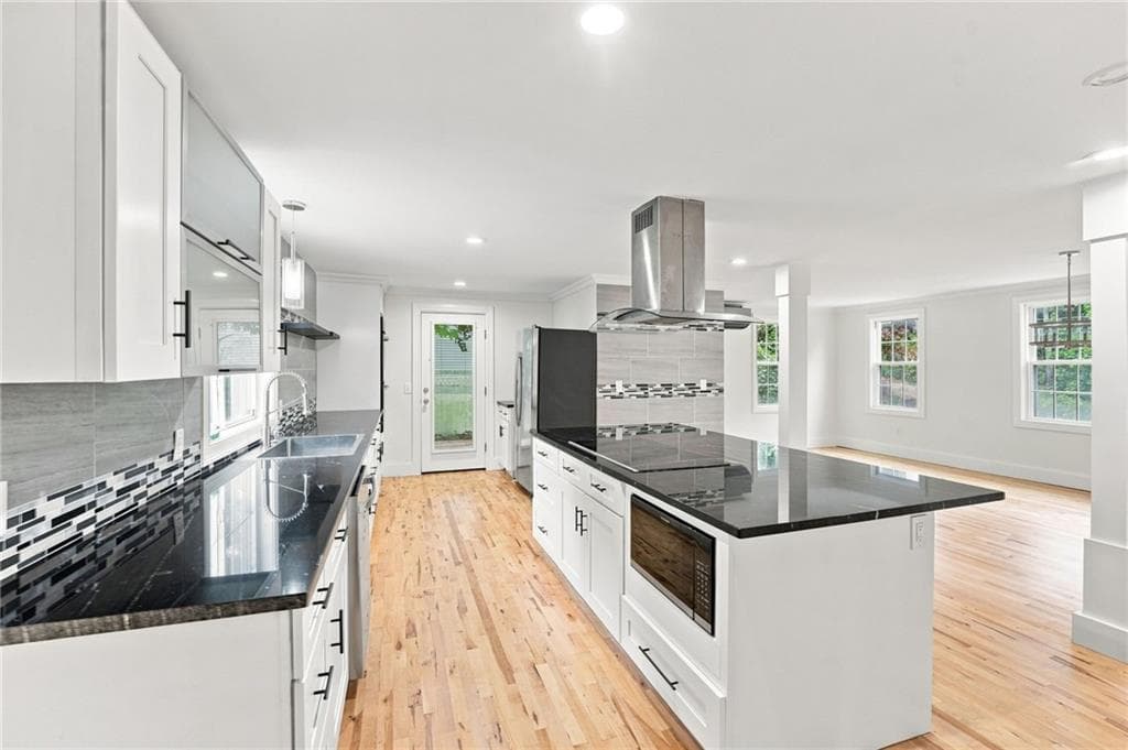 Single Family Residence at 2 Border Street, West Warwick, photo 4 of 32