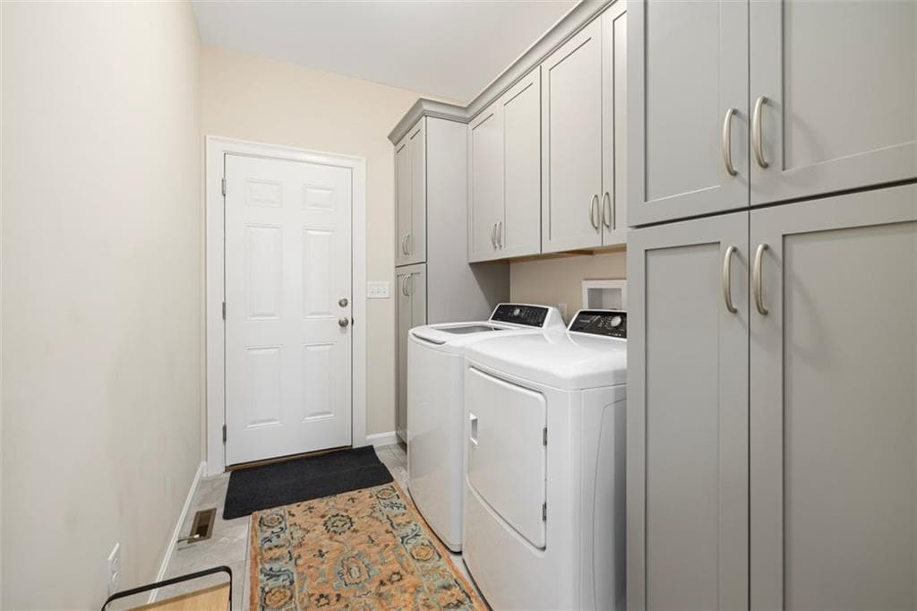 Condominium at 156 Driver Lane, South Kingstown, photo 16 of 36