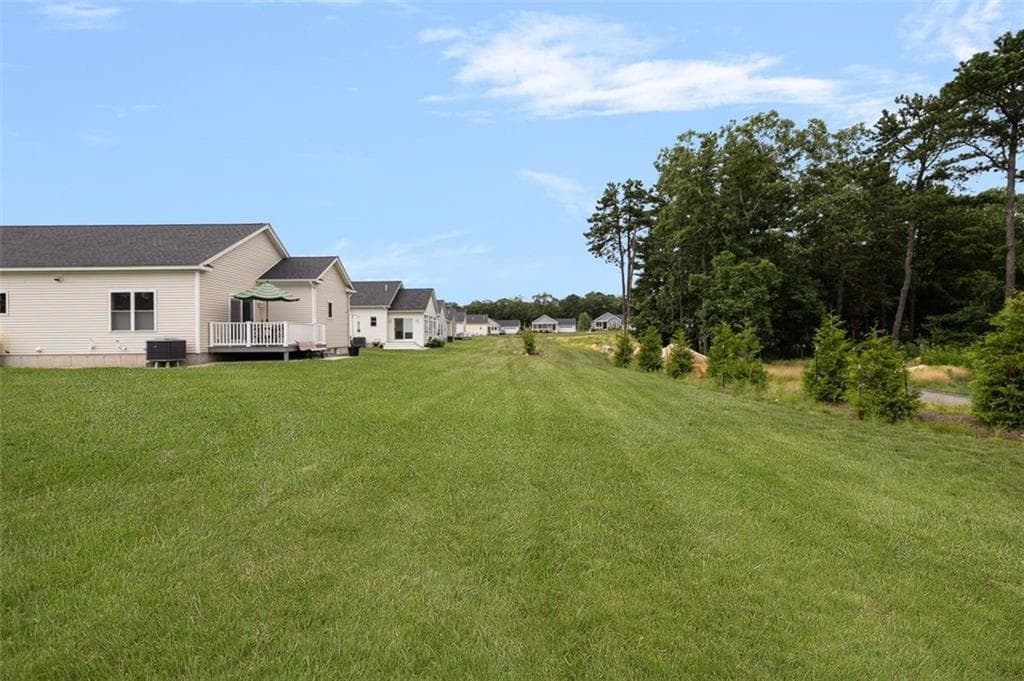 Condominium at 156 Driver Lane, South Kingstown, photo 31 of 36