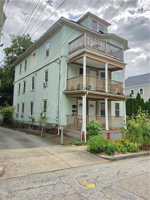 Multi Family at 45 47 Carrington Avenue, Providence, photo 3 of 26