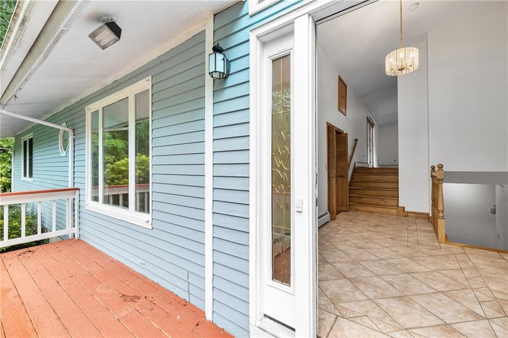 Single Family Residence at 2157 Middle Road, East Greenwich, photo 13 of 25