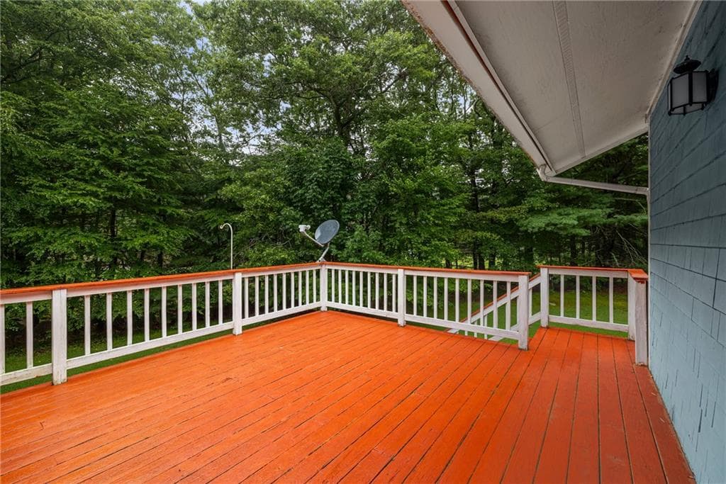 Single Family Residence at 2157 Middle Road, East Greenwich, photo 14 of 25